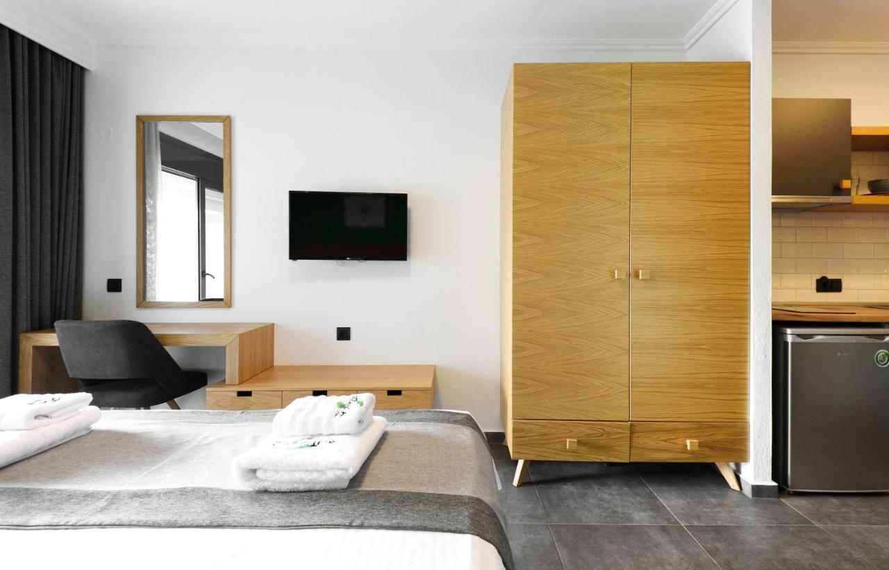 Botanica Luxury Suites Неос-Мармарас Екстер'єр фото